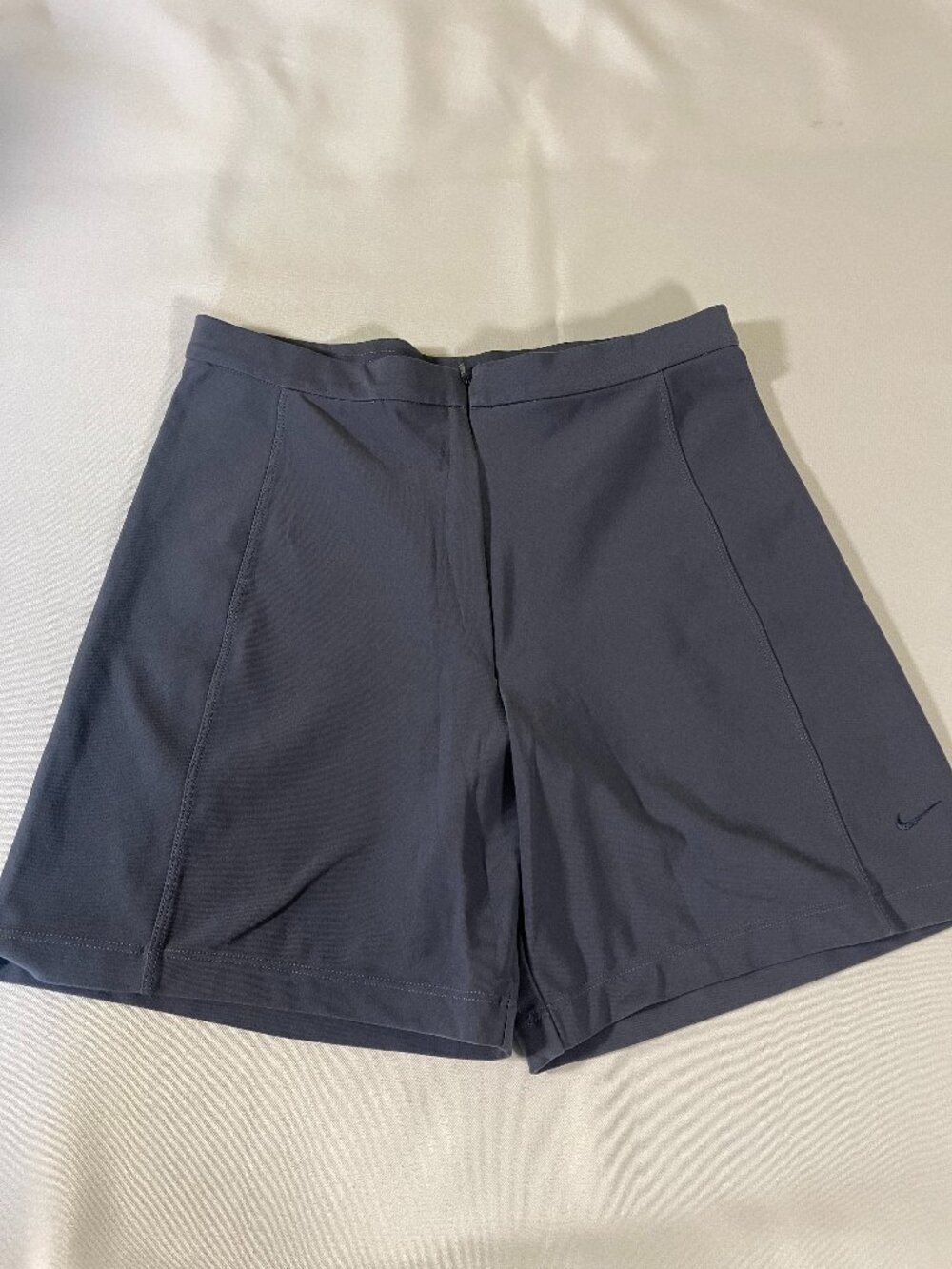 Nike Dri-FIT Gray Athletic Shorts Women's M